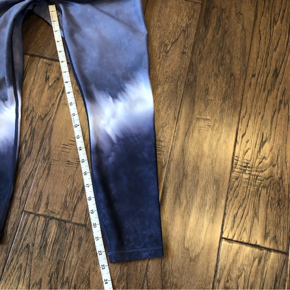 EUC✨ ATHLETA women's small blue Elation 7/8 yoga Tights Tie Dye Watercolor - Picture 7 of 11